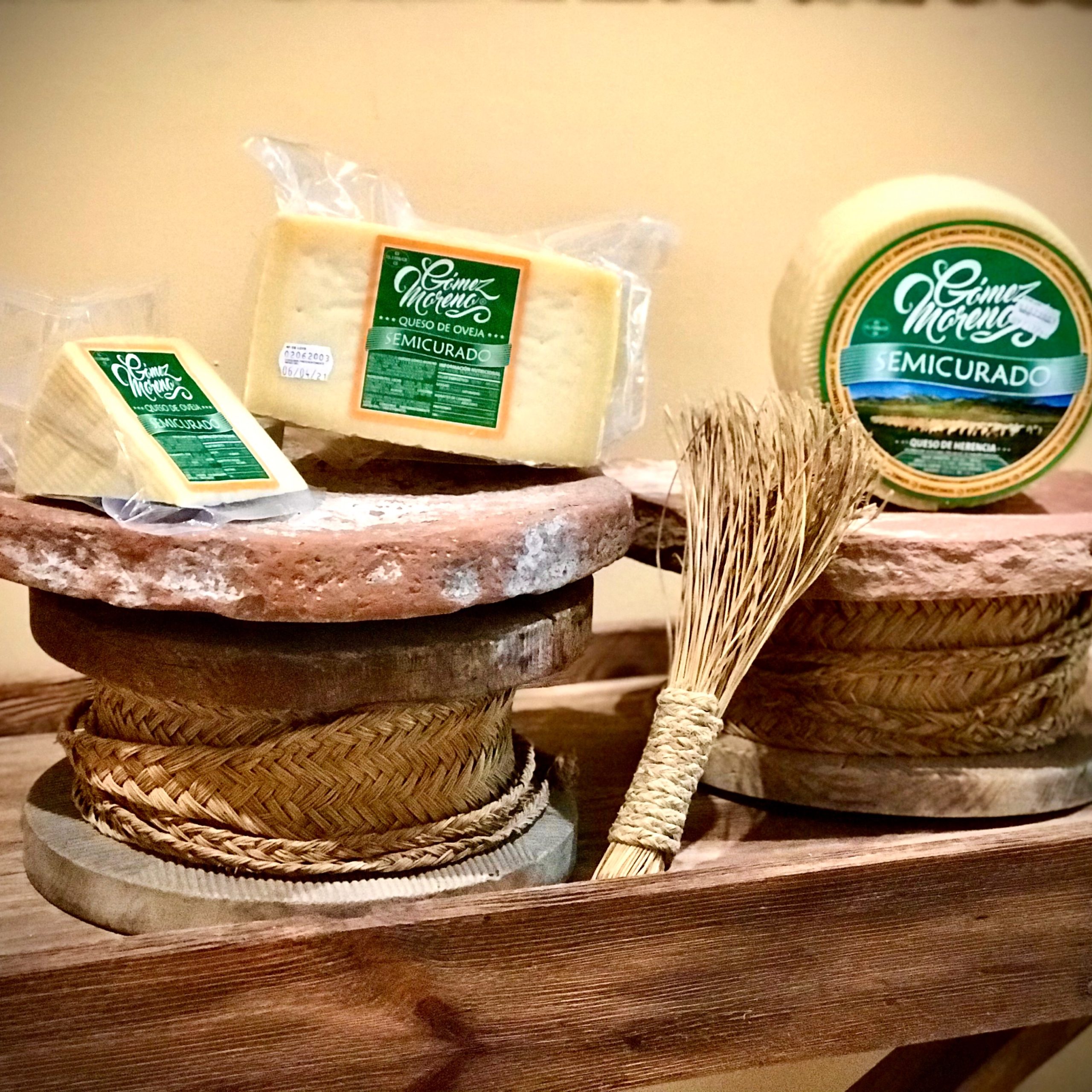 Cortar queso Manchego